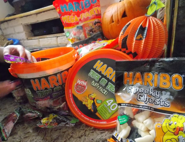 haribo trick or treat sweets tub