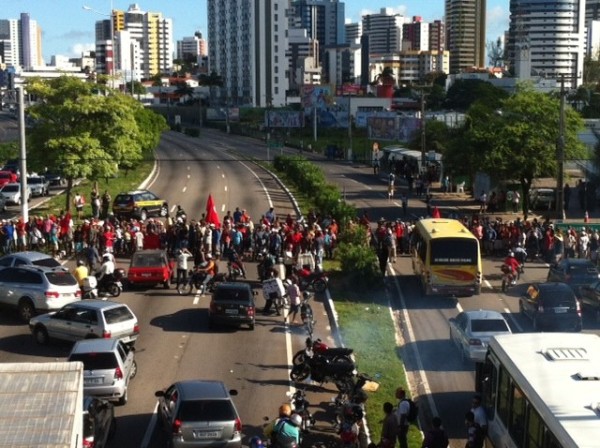 Resultado de imagem para Justiça proíbe interdição de rodovias durante protestos no RN nesta sexta