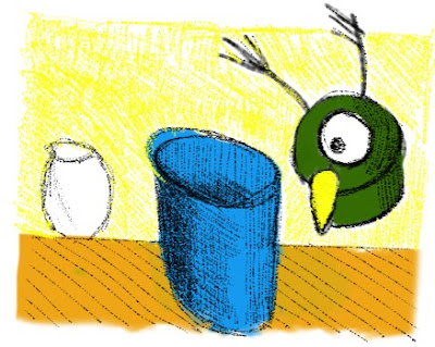 um pássaro verde e dois potes em cima da mesa