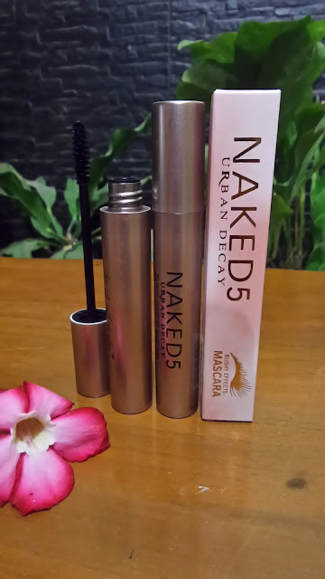 MASCARA NAKED 5 BUSHY EFFECTS Waterproof