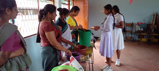 සතියකට එක් දිනක් දහවල් ආහාරය ලබාදීමේ වැඩසටහන - 03