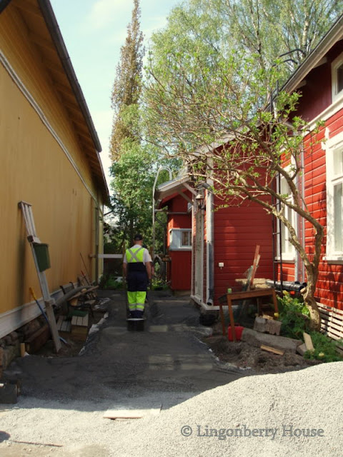 lingonberryhouse, house renovation, remontointi, pihahommat, sadevesijärjestelmä