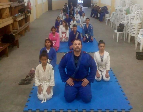 Projeto social de artes marciais oferece aulas gratuitas de Judô e Jiu-Jitsu em Cachoeirinha