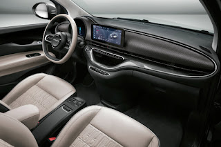 Fiat 500 Convertible La Prima (2021) Dashboard