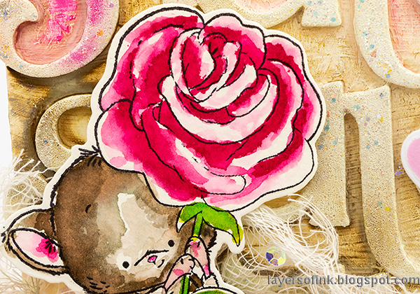 Layers of ink - Dear Friend Mixed Media Tag tutorial by Anna-Karin Evaldsson.