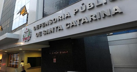 DPE-SC abre concurso para 20 vagas de Defensor Público