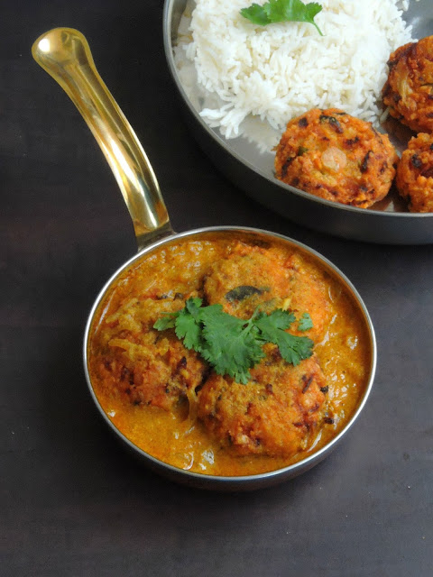 Eral Masala Vada kurma, Vada Kurma