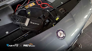 來自澳洲的汽車改裝品牌VAITRIX麥翠斯有最廣泛的車種適用產品，含汽油、柴油、油電混合車專用電子油門控制加速器，還能搭配外掛晶片及內寫，高品質且無後遺症之動力提升。外掛晶片可以選配由專屬藍芽App–AirForce GO切換一階、二階、三階ECU模式。  外掛晶片及電子油門控制器不影響原車引擎保固。搭配VAITRIX不眩光儀錶，渦輪壓力/水溫/油溫等應有盡有，使用原廠感知器對接，數據呈現100%正解，提升馬力同時監控愛車狀況。   最佳性能提升就選擇專用水噴電腦及套件，降溫效果最好，性能穩定提升，正確使用動力加倍不傷引擎。   在VAITRIX動力升級，完整實現客製化調校，根據車況、已改裝硬體與客戶需求調整程式。搭配馬力機驗證與HP TUNERS數據流，讓改裝沒有後顧之憂！   適用品牌車款： Audi奧迪、BMW寶馬、Porsche保時捷、Benz賓士、Honda本田、Toyota豐田、Mitsubishi三菱、Mazda馬自達、Nissan日產、Subaru速霸陸、VW福斯、Volvo富豪、Luxgen納智捷、Ford福特、Hyundai現代、Skoda斯柯達、Mini、MG、Altis、crv、chr、kicks、cla45、Focus mk4、 sienta 、camry、golf gti、golf 8、polo、kuga、rav4、odyssey、Santa Fe、C63s、Elantra Sport、Auris、Mini R56、540i、G63、RS6、RS7、M8、330i、E63、S63、HS、A180、Kamiq、Kodiaq、X3、Macan、Q3...等。   Truck卡車： Mitsubishi Fuso三菱扶桑、Hino日野、DAF達富、IVECO威凱、ISUZU五十鈴、SCANIA斯堪尼亞; Canter堅達、Fighter、Super Great、300 系、700系、CF85、LF45、LF55、L系、G系、R系、S系、Daily、Eurocargo、NQR、NPR、NMR、NRR   Motor重機： BMW寶馬、Ducati杜卡迪、Honda本田、Yamaha山葉、Aprilia阿普利亞、KTM、Husqvarna海絲瓜、Kawasaki川崎、Suzuki鈴木; S1000RR、S1000R、R1200GS、R9T、R1200GS、Scrambler、Monster、Panigale、Streetfighter、Supersport、Superbike、XDiavel、Hypermotard、RSV、SMC、Supermoto、Ninja、ZX-12R、ZX-6R、T-Max、Tenere、MT、Hayabusa、V-Strom、GSX-S1000