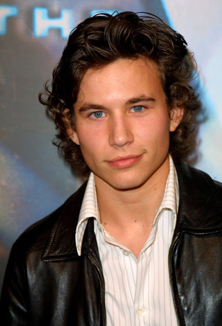 Jonathan Taylor Thomas Profile pictures, Dp Images, Display pics collection for whatsapp, Facebook, Instagram, Pinterest.