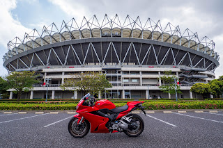 カシマスタジアムとVFR800F