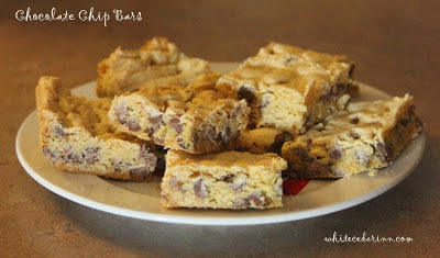 chocolate chip cookie bars