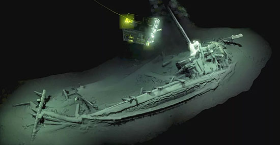 Navio mais antigo do mundo é encontrado no Mar Negro - Capa