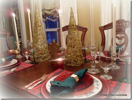 A Walk in the Countryside: Christmas Tablescape
