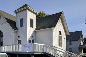 Dean and Mindy go east: Trinity Baptist Church, Clarkston, Washington