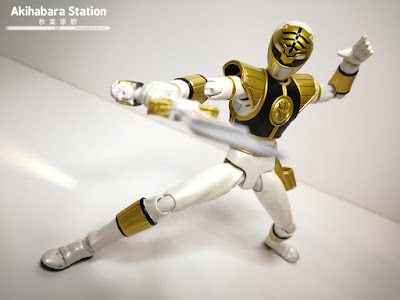 Figuras: Review del S.H. Figuarts del White Ranger de "Mighty Morphin Power Rangers" - Tamashii Nations