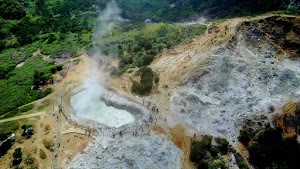 Jelajah Jawa Tengah Bagian 4: Kawah Sikidang, Padang Savana dan Kompleks Candi Arjuna 