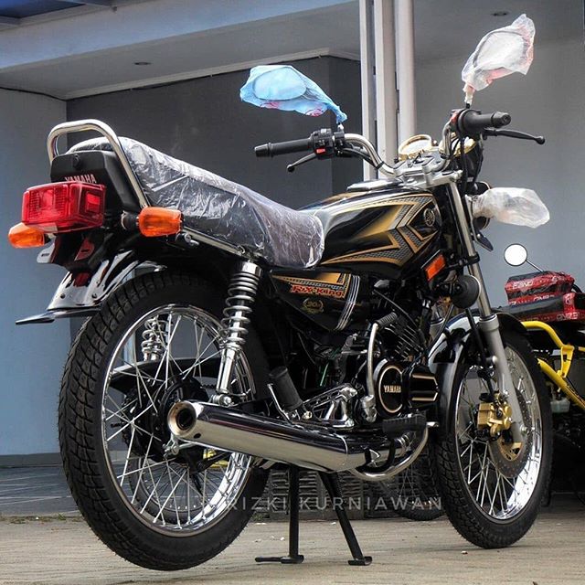 modif rx king hitam bandung biru standar 2003 merah trail jadi airbrush ala jogja anak medan modifikasi air brush aceh warna bandungan ban besar kecil birunya cinta balap biar kenceng   cat Rx King cobra ceper ungu cakram belakang drag style dan spesifikasinya doraemon bike spesifikasi elegan extreme 2 silinder kuning emas full crom variasi   foto Rx King flat tracker chrome street fighter gold gagah grafis gaul ganteng garang hijau harian keren simple polos instagram ijo terbaik di indonesia inspirasi injeksi jok perahu supermoto japstyle jakarta lampu bulat pesek jeep kotak vixion luar negeri klx  Modifikasi Rx King