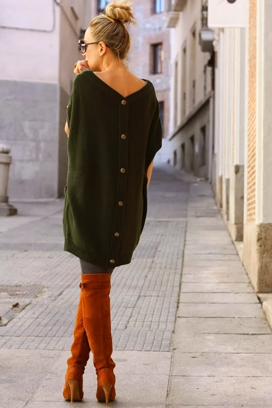 Adorable Button Back Top With Boots