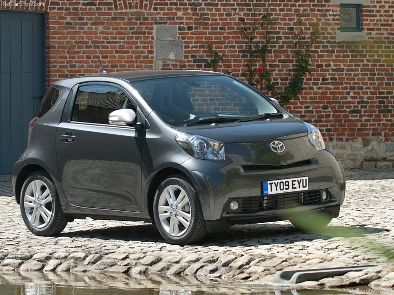 Toyota iQ3 Resimleri | Moda elbise, elbise modelleri, dekorasyon moda, 