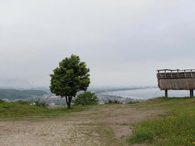 鳥取県西伯郡大山町妻木 鳥取県立むきばんだ史跡公園　環濠からの眺め