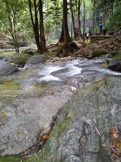 Sungai sendat Ulu Yam Bharu