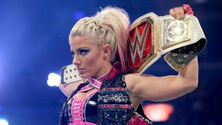 Alexa Bliss cortó de raíz la alegría de Sasha Banks con el título femenino de RAW