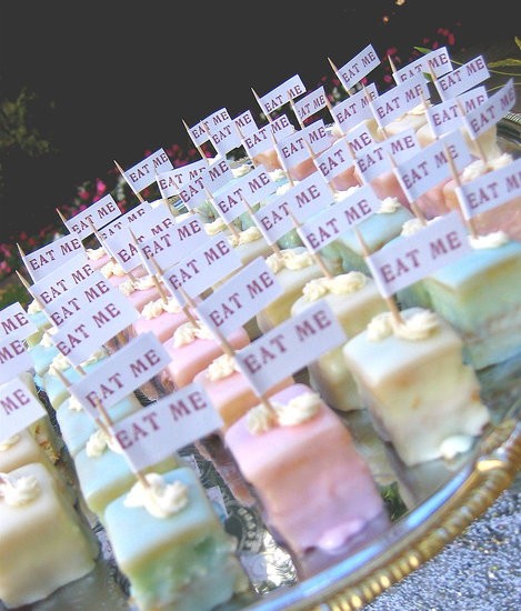 Labels wedding cake candy bar