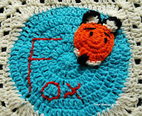 free crochet pattern, free crochet mitered granny square pattern, free crochet fox motif, free crochet fox mitered granny square pattern, Oswal Cashmilon, Project Chemo Crochet, Pradhan stores,