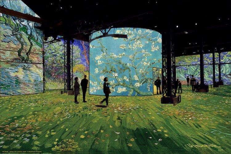 People Can Literally Step Inside Van Gogh’s Paintings Thanks To This Incredible Exhibit