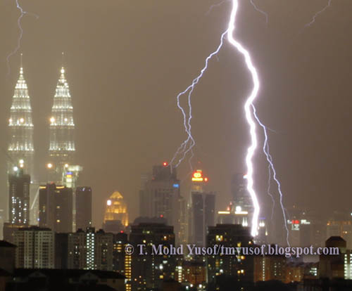 Images@random: Lightning strike in Kuala Lumpur