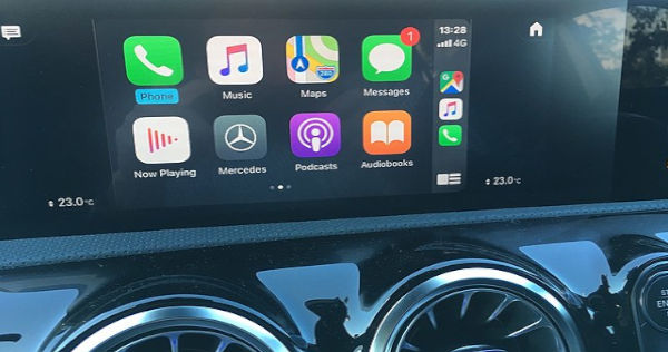 La nueva generación de CarPlay de Apple permite a los fabricantes de automóviles licenciar el sistema operativo