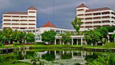 urutan-daftar-universitas-terbaik-di-indonesia-2017