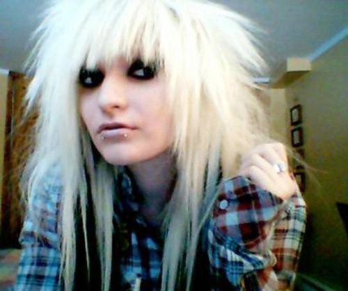 emo girl hairstyles for long hair