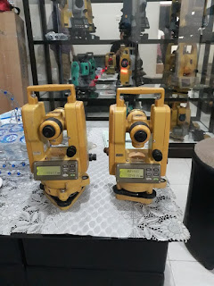 Digital Theodolite Topcon DT 205L Bekas