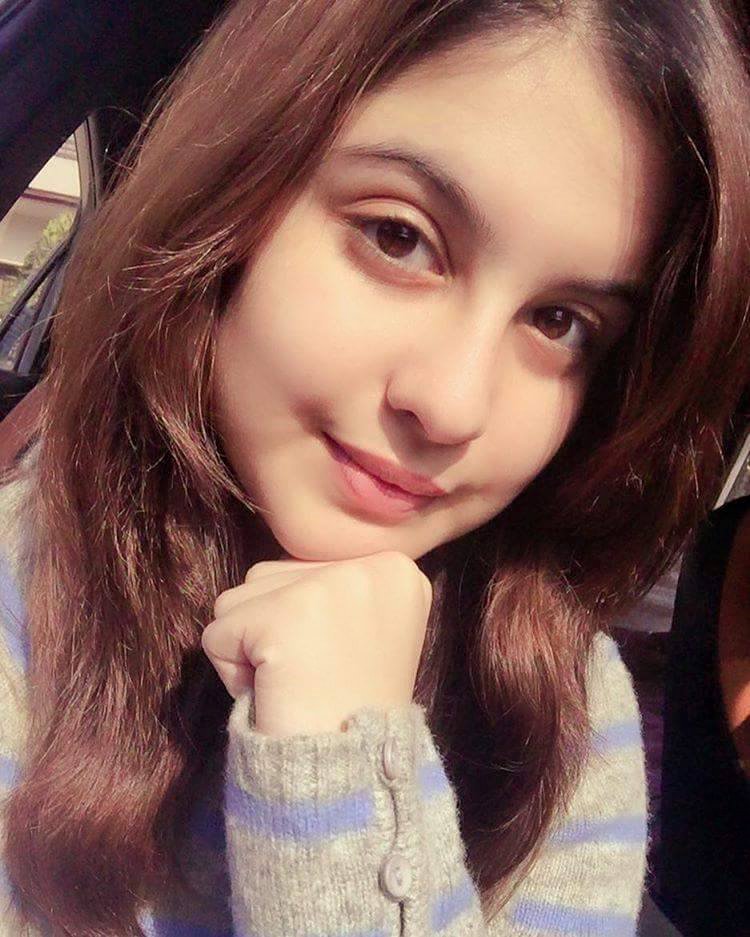 Tunisha Sharma Instagram Photos Images Wallpapers Free Download