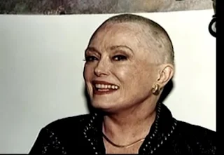 Rue McClanahan bald and smiling