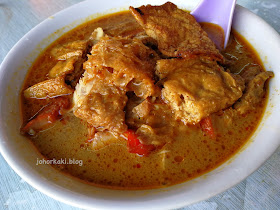 Botak-Curry-Mee-Kluang-摩达咖喱面
