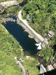 新潟県「奥只見ダム」上から見たところ
