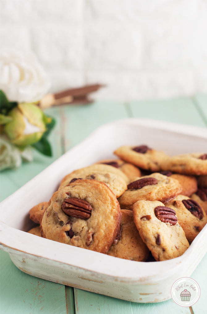 Brown Butter Pecan Cookies