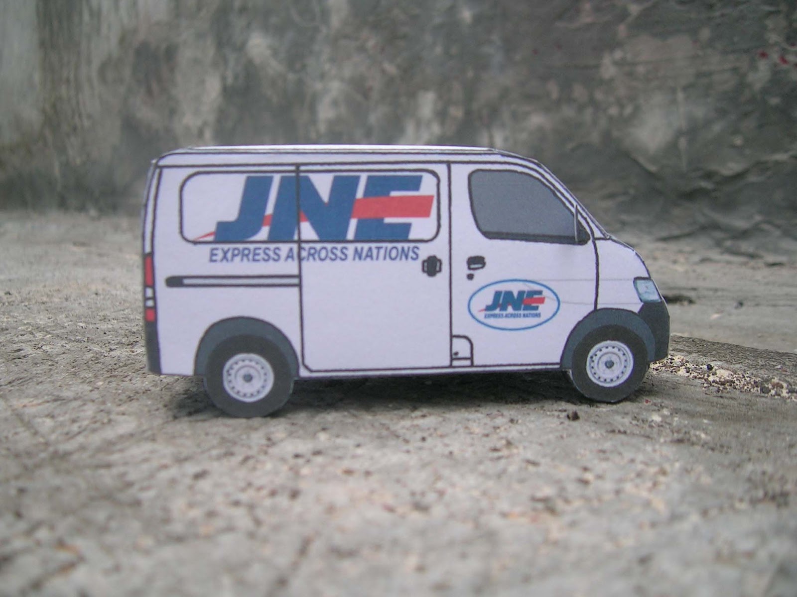 Rodz garage PAPERMODEL DAIHATSU GRAN MAX JNE  BLIND VAN TYPE 