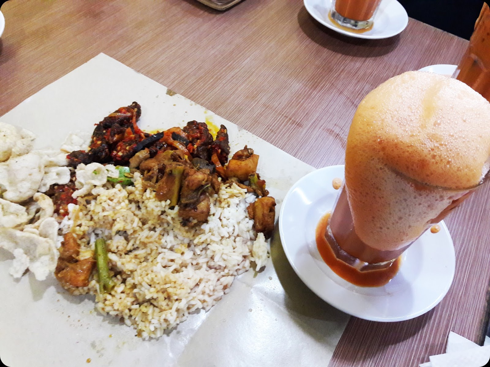 MY ALL: nasi kak wok + teh ais madu Restoran Puteri, Taman 