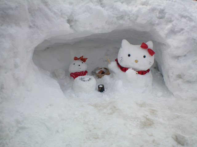 Hello Kitty en Shirakawago