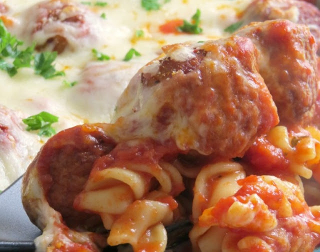 Cheesy Meatball Casserole #easy #dinner