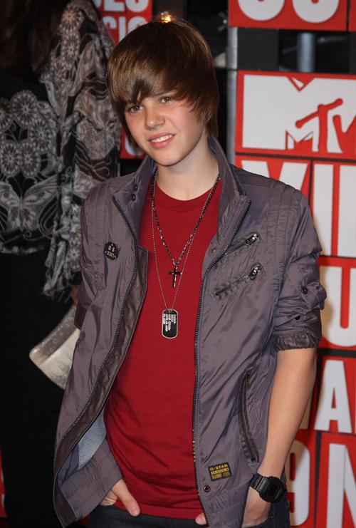 Justin Bieber One Time Single. pictures images justin bieber