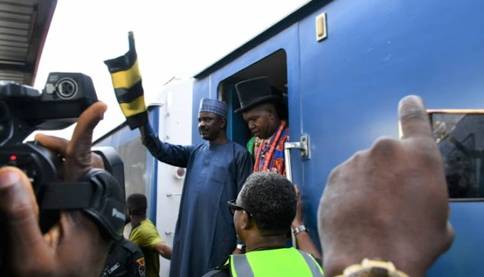 Transport Minister Flags-Off Port-Harcourt To Aba Rail Service