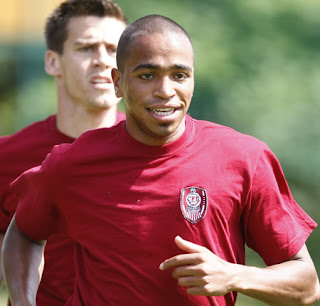 Alvaro Pereira