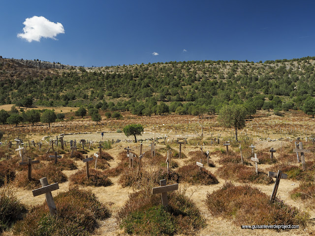 Círculo de piedras y tumbas del Cementerio de Sad Hill - Burgos, por El Guisante Verde Project