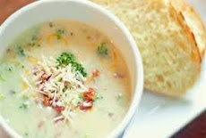 وصفة شوربة القرنبيط بالكريمه  cream cauliflower soup recipe