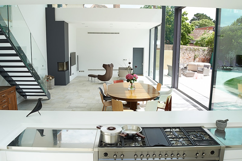 Reforma de antigua vivienda en una moderna del siglo XXI