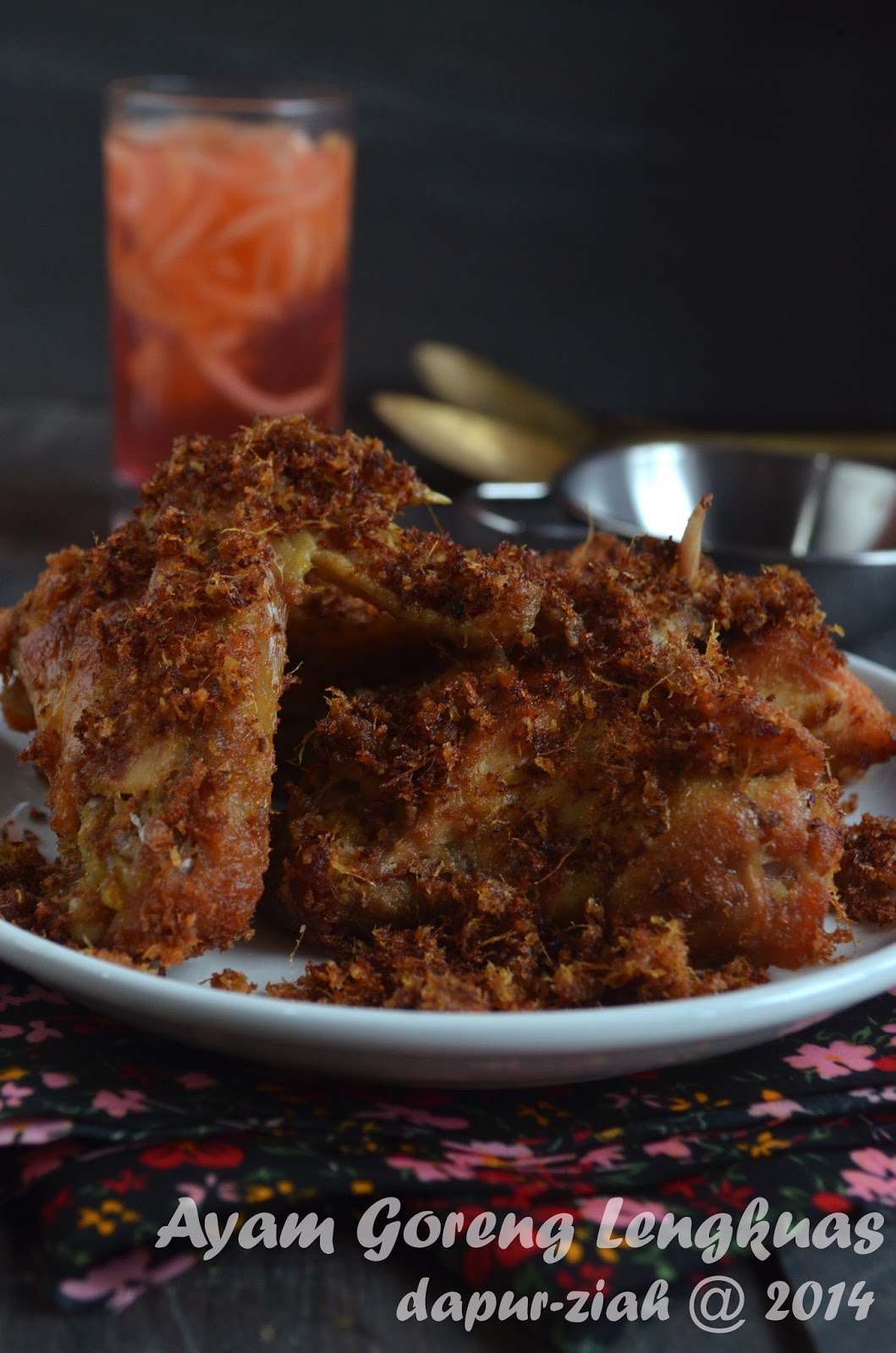 dapur ziah by mama e Zie Ayam  Goreng  Lengkuas 